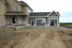 Gallery-Driveway-retaining-wall-and-sidewalk